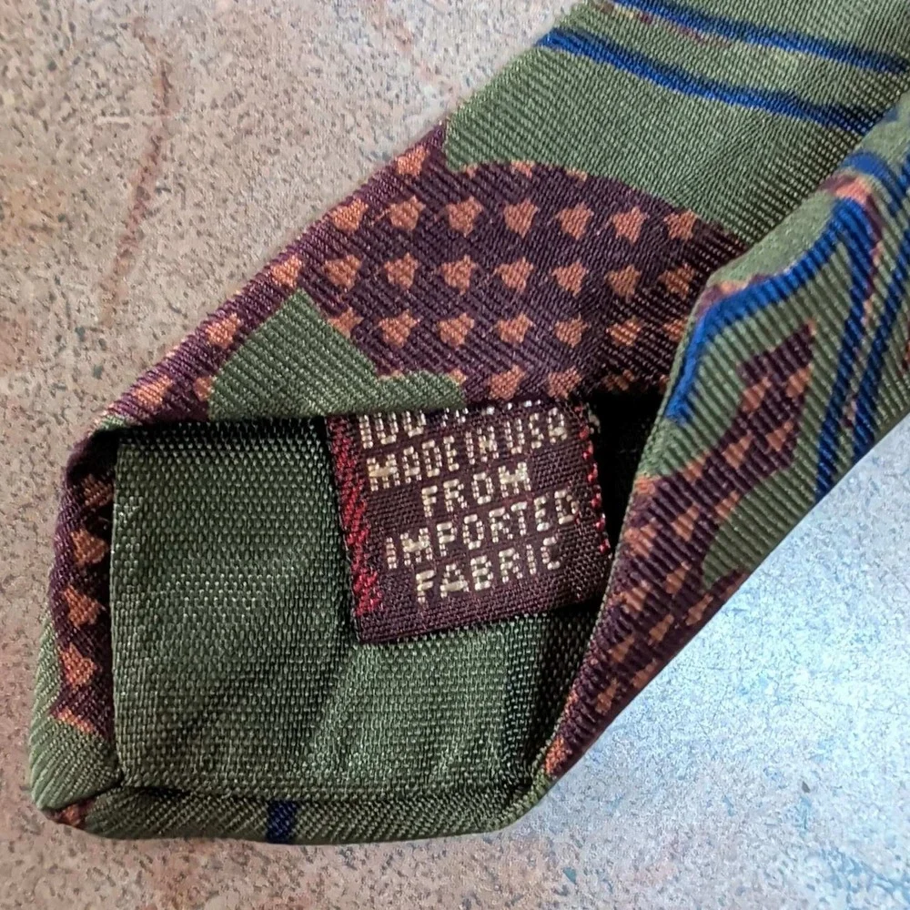 Vintage Chaps Ralph Lauren Necktie Mens Olive Green Paisley Houndstooth Silk Tie